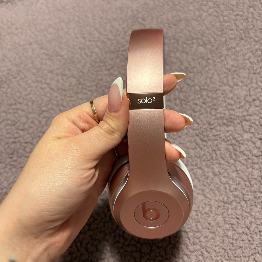 Beats by Dr. Dre Solo3 Rose Gold - Picture 10 of 13